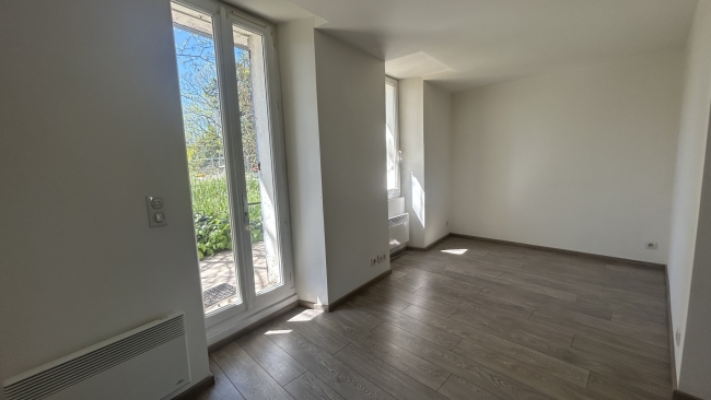GARDANNE : TYPE 2 TRAVERSANT